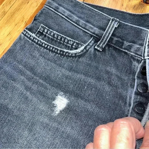 SIWY Avery hi rise black denim button fly distressed shorts - Picture 8 of 10